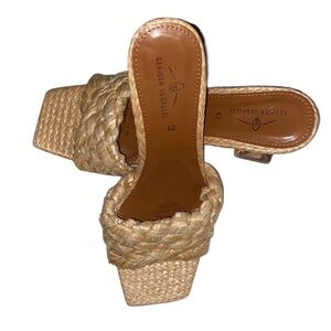 Tan Woven Heeled Sandals Open Toe Braided Size 10.5 EU 42